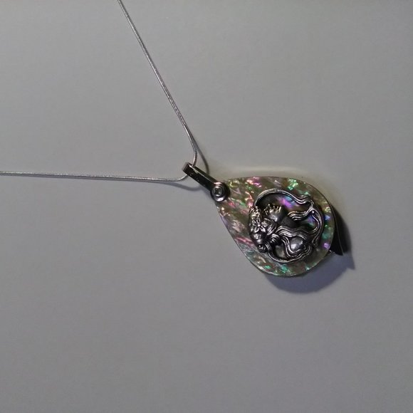 Magnifying Glass MOP Double-sided with Lady Face Jeweler's Loupe Pendant - Picture 8 of 8